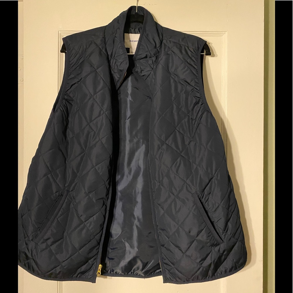 Old Navy quilted vest